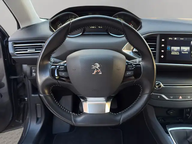 Peugeot 308 view 15