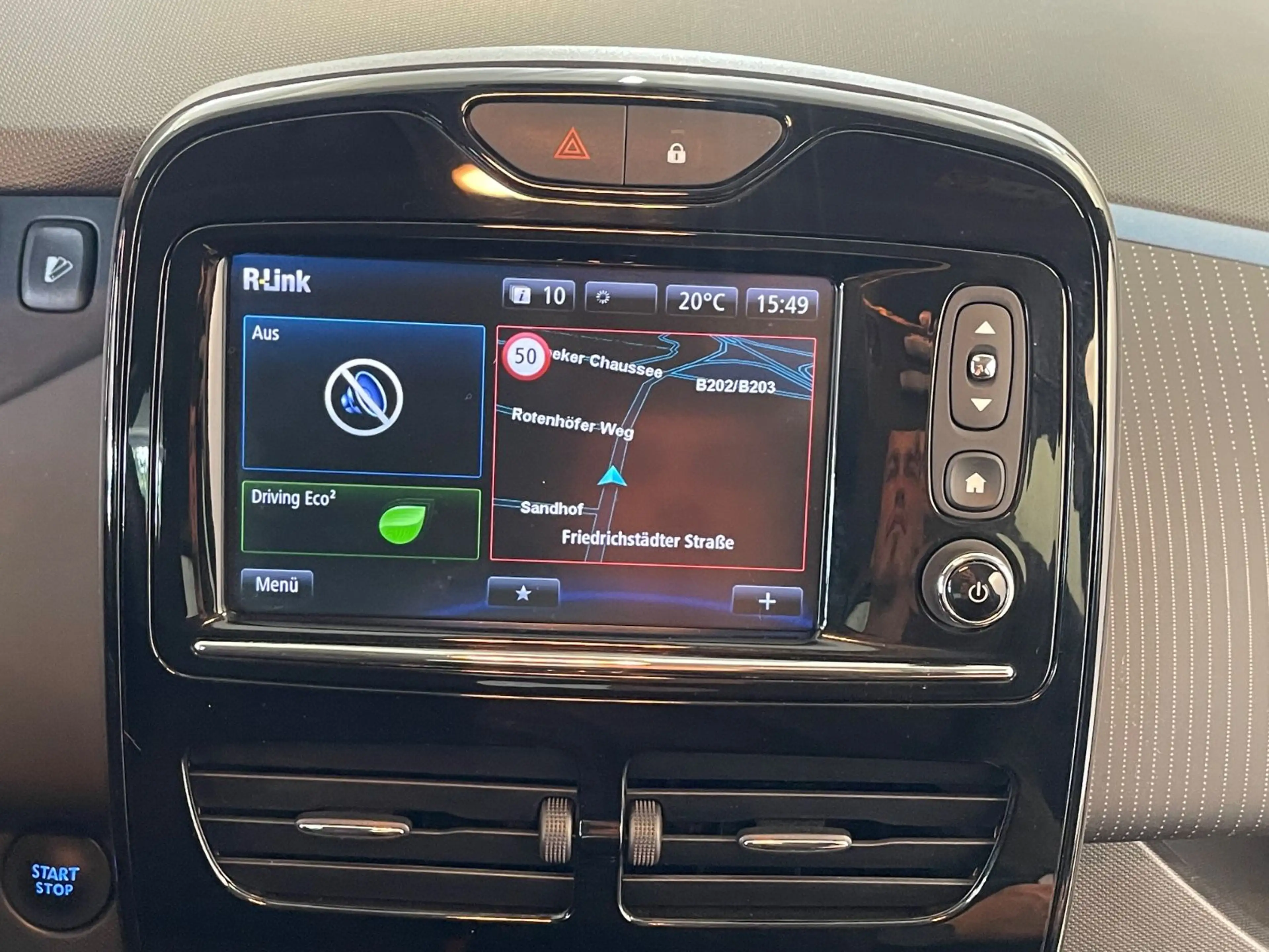 Renault ZOE Zoe Life — photo 15