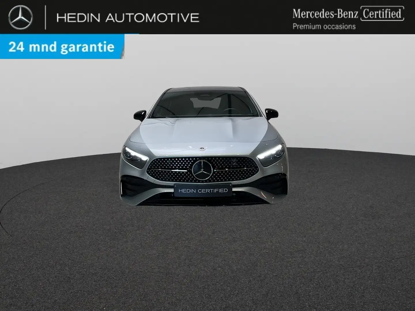 Mercedes-Benz A 180 Hatchback AMG Line | Panoramisch Dak | Head-up Dis Plateado - 2