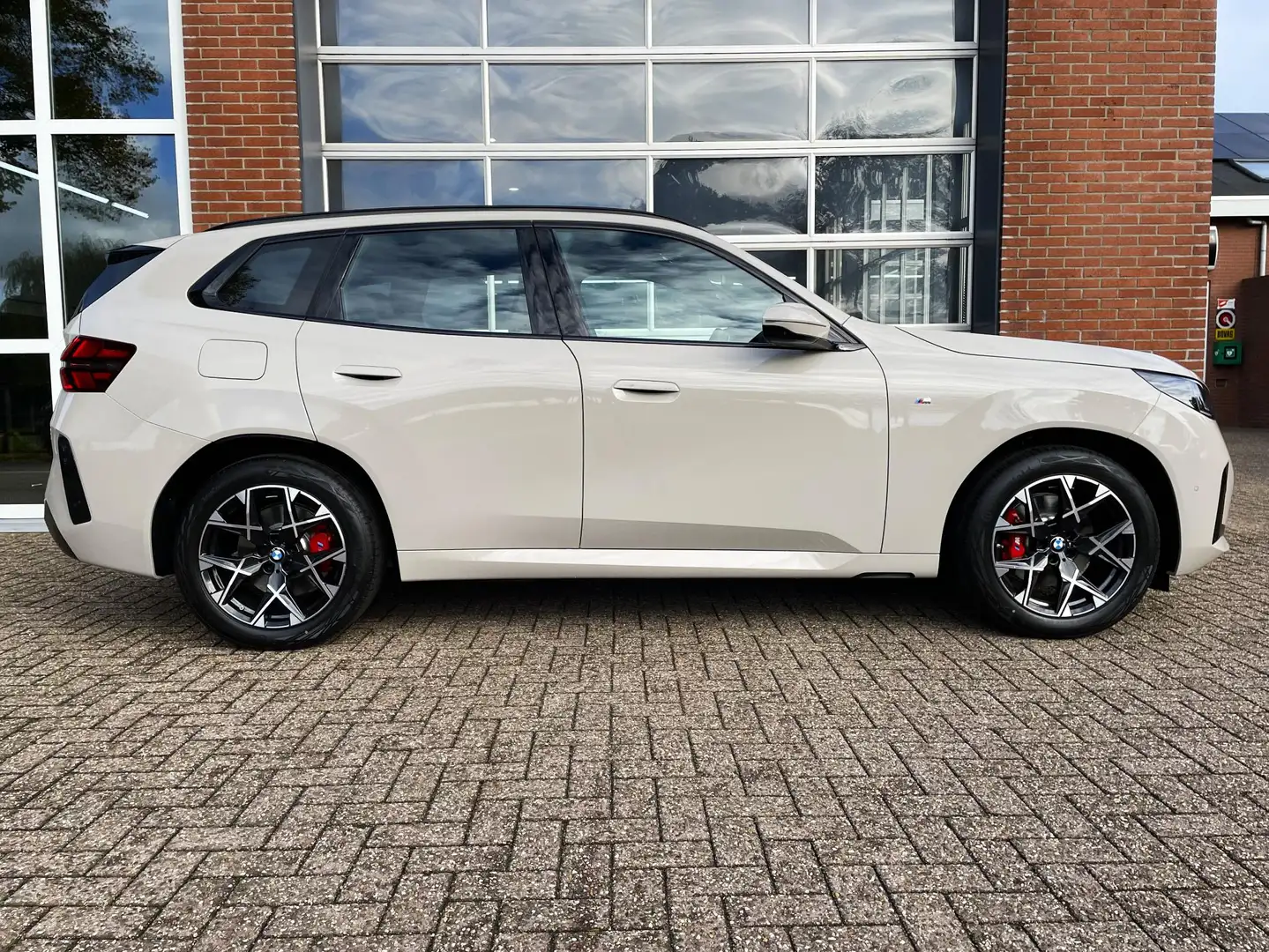 BMW X3 30e xDrive M-Sport Pro! Grijs - 2