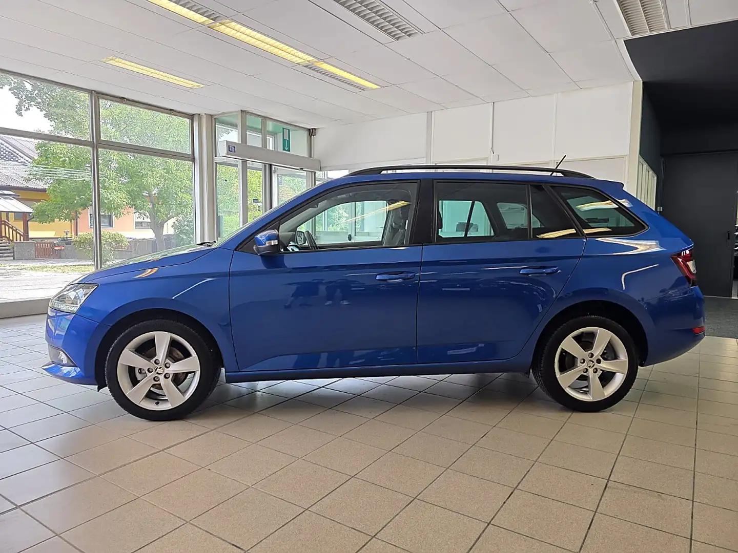 Skoda Fabia 1.0 TSI Style /ACC/Rückfahrkamera/Keyless Entry... Blau - 2