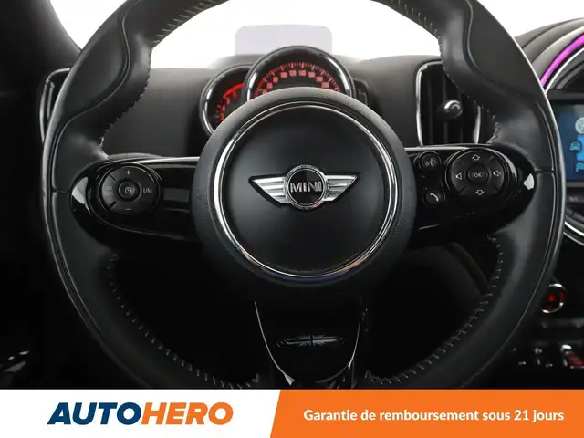 Mini Countryman view 20
