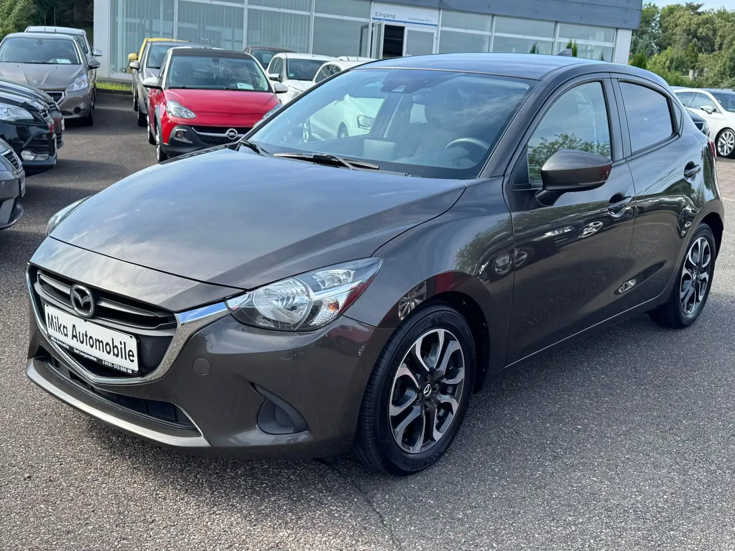 Mazda 2 Lim. Kizoku TÜV/HU/NEU Brun - 1