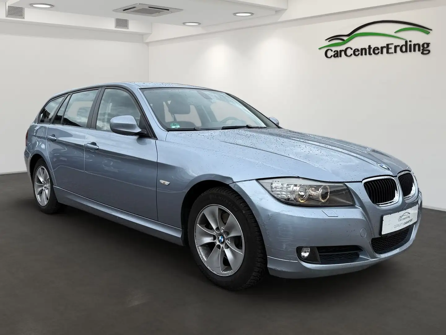 BMW 320 dTouring*BiXenon*Navigation*PDC*Tempomat* Blue - 2