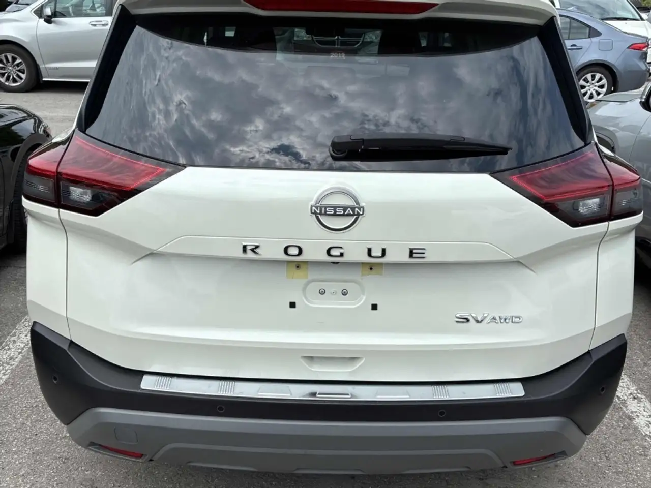 Nissan Rogue снимка Nissan Rogue