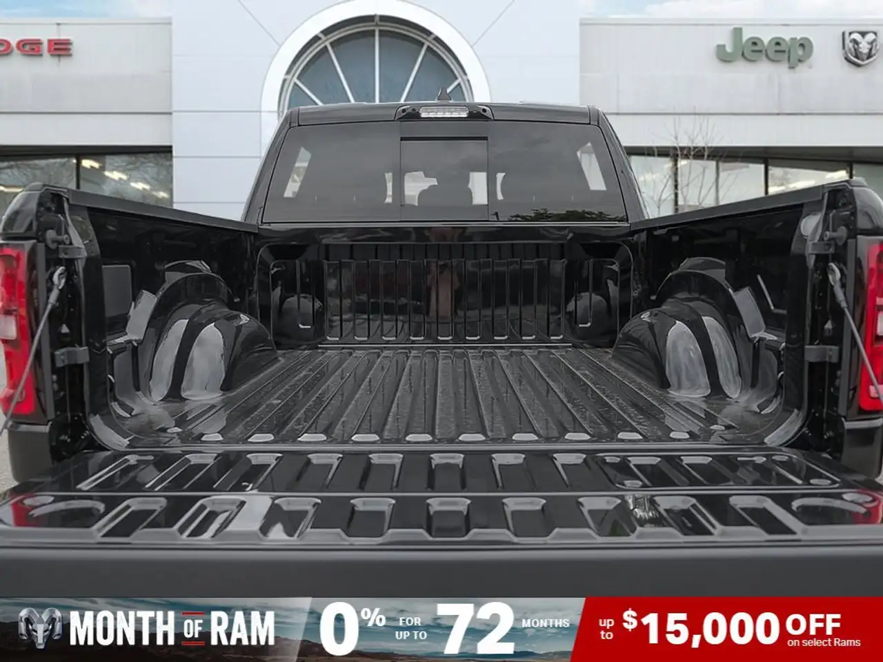 RAM 1500 снимка RAM 1500