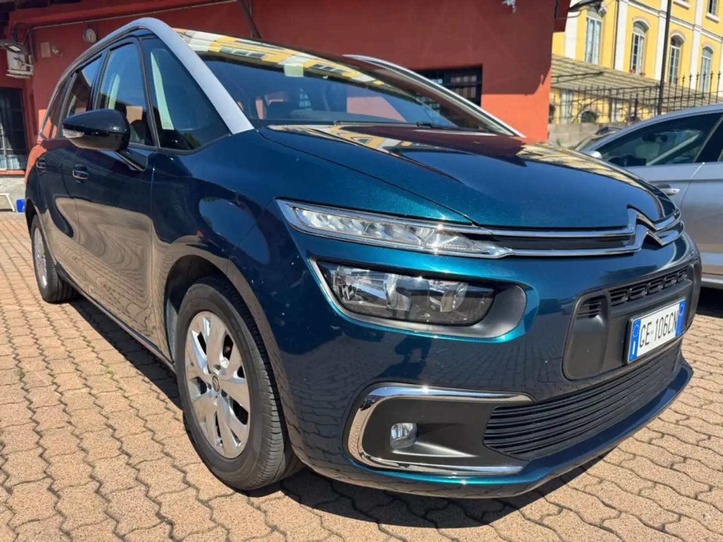 Citroen Grand C4 SpaceTourer BlueHDi 130 S&S EAT8 Feel Pack Blau - 2