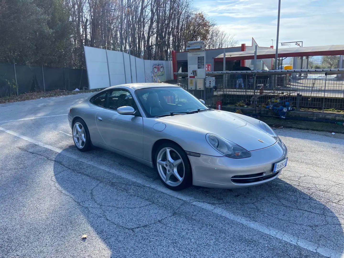 Porsche 911 Coupe 3.4 Carrera Argento - 2