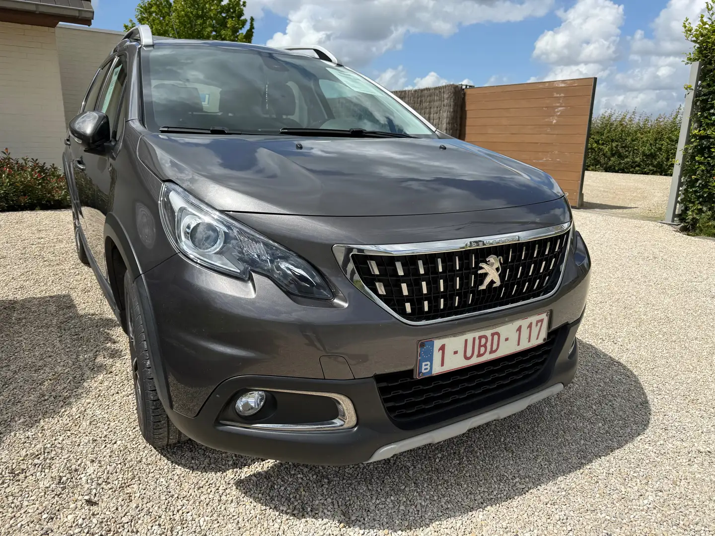 Peugeot 2008 2008 PureTech 110 Stop Gris - 1