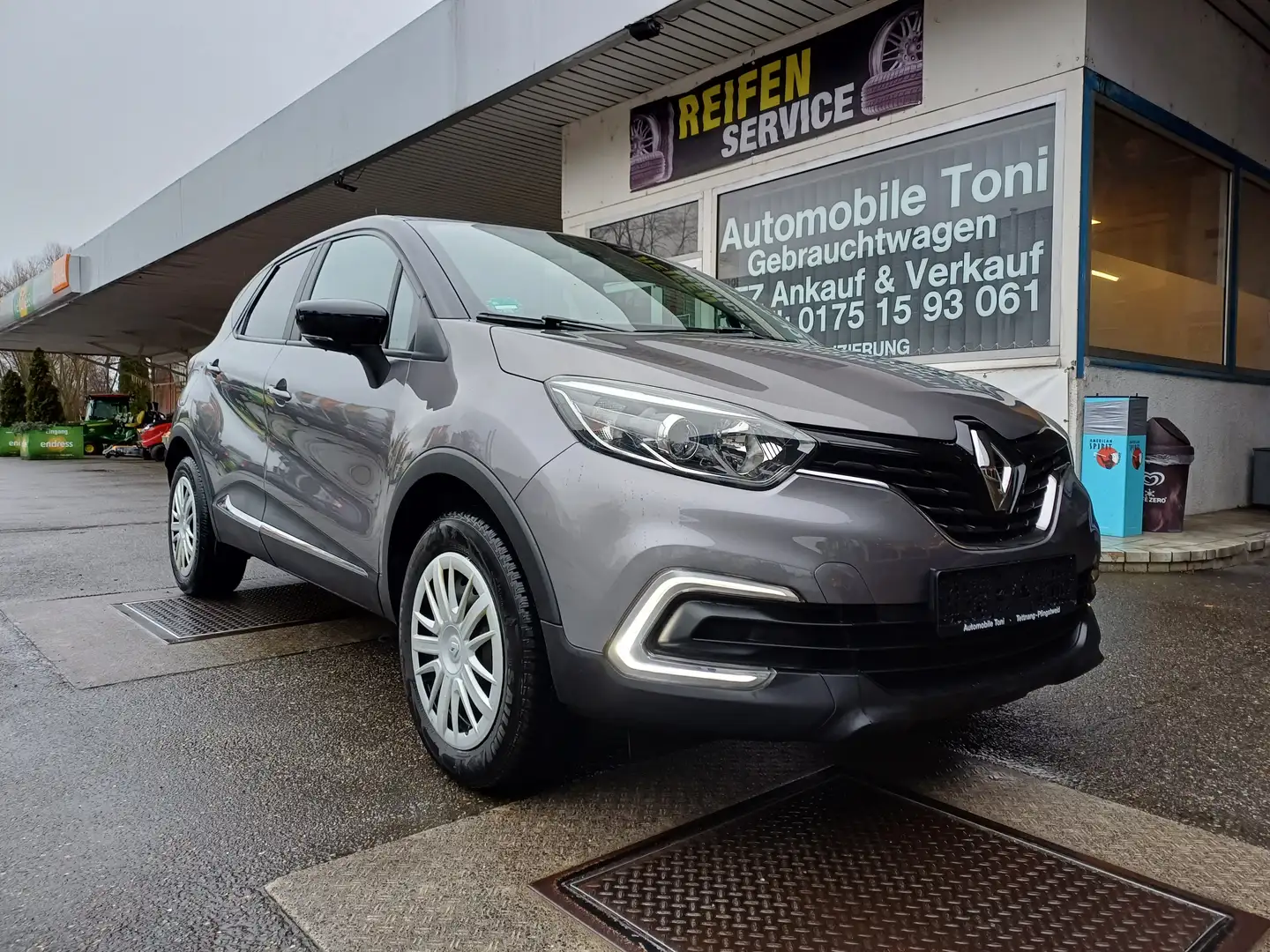 Renault Captur Limited Grau - 1