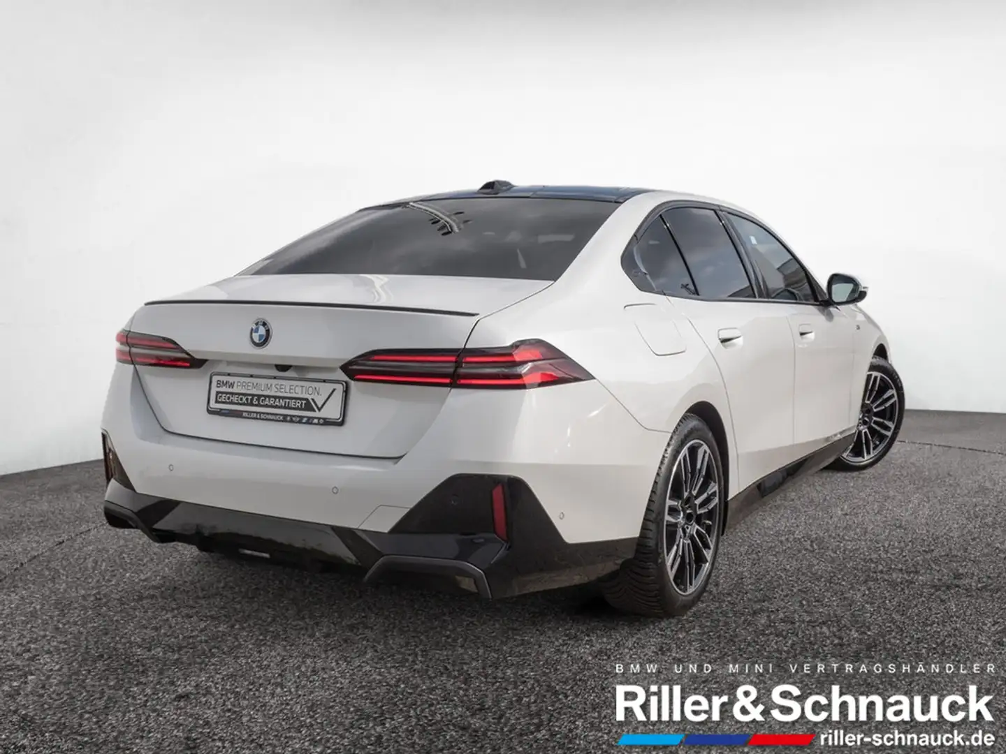 BMW 520 i M Sport Pro PANO+STANDHZG+360°KAM+HUD Weiß - 2