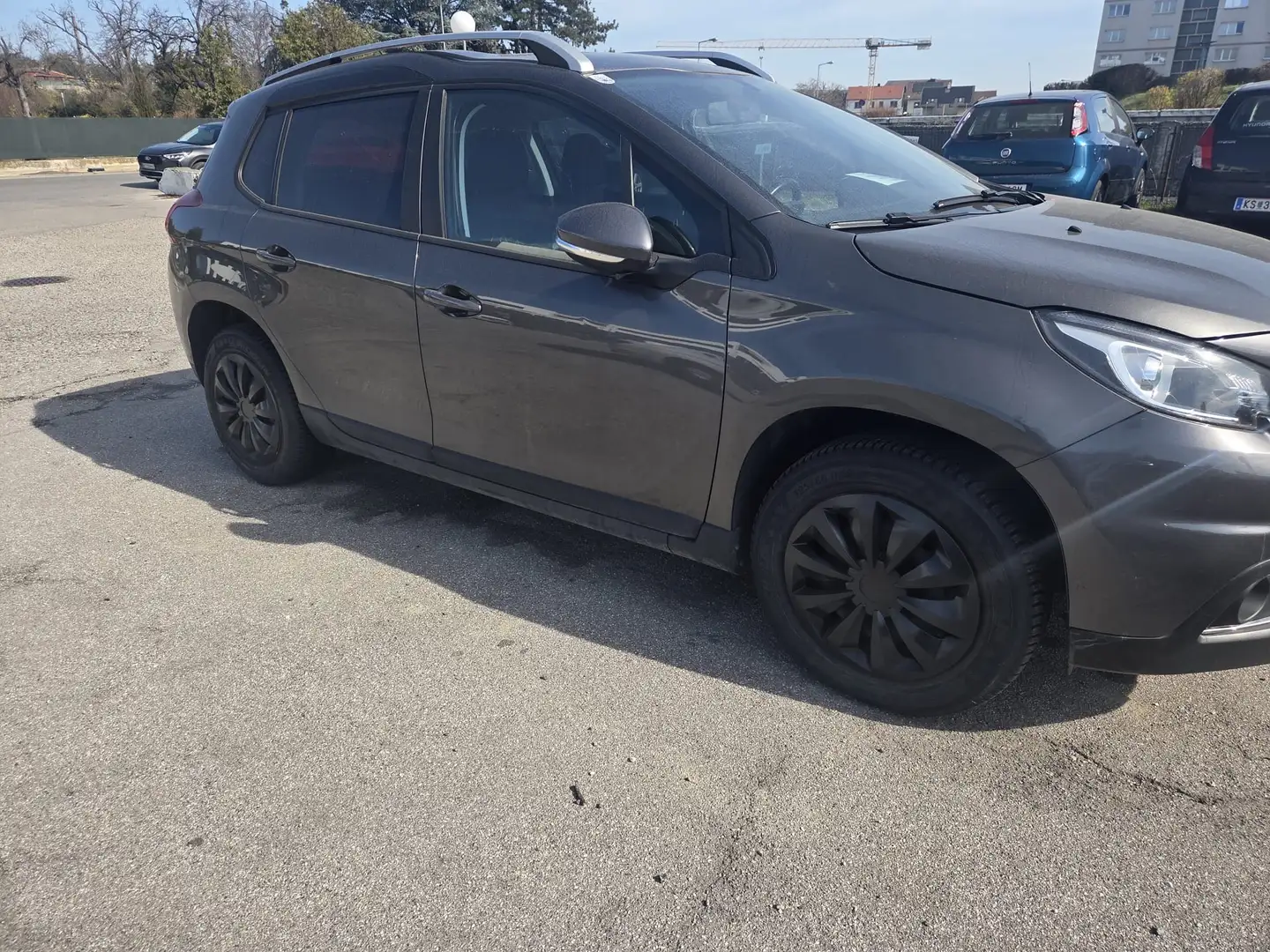 Peugeot 2008 1,2 PureTech Style - 2