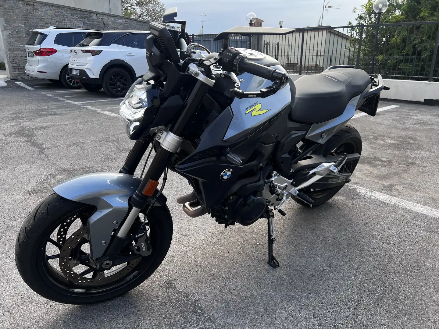 BMW F 900 R - 1