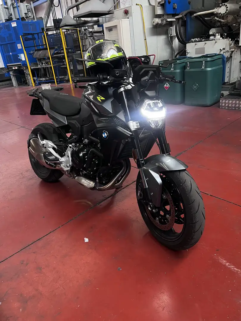BMW F 900 R A2 - 1