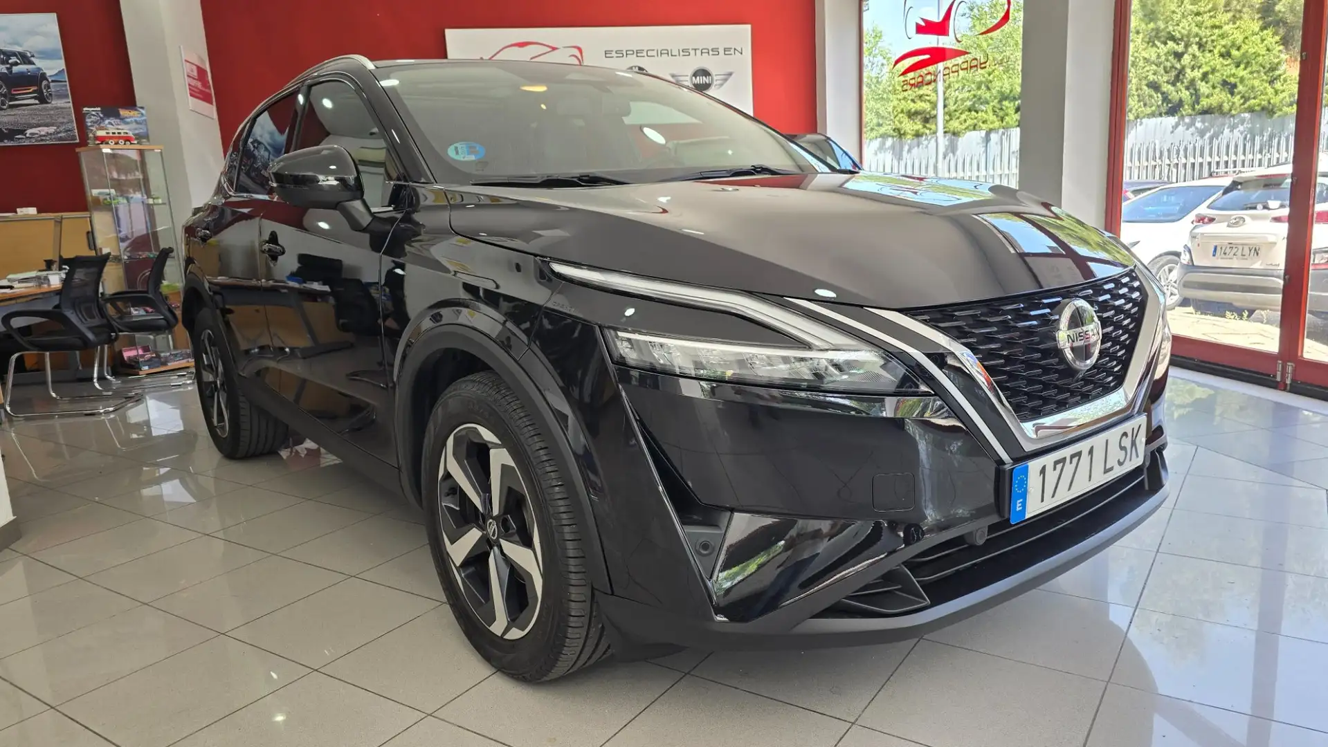 Nissan Qashqai DIG-T 103kW N-Connecta (Skyline Pack) Negro - 1