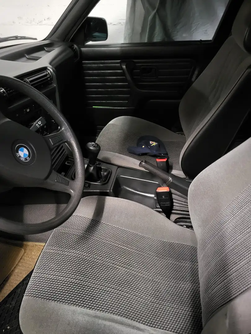 BMW 316 316i 4p Gri - 2