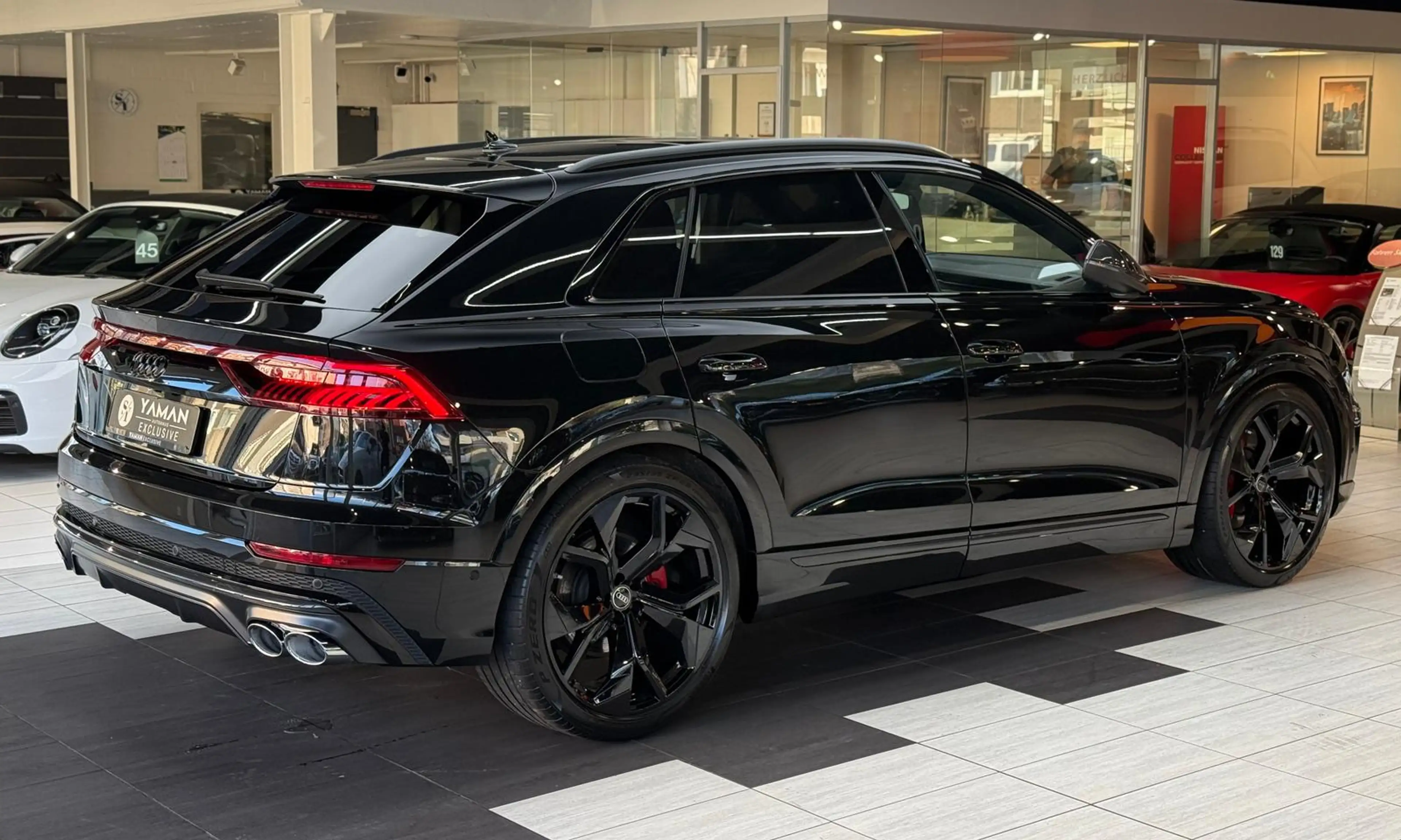 Audi SQ8 4.0 TFSI Q competition plus*Pano*HuD*B&O*23" — photo 7