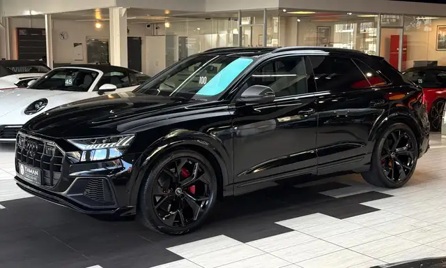 Audi SQ8 view 2