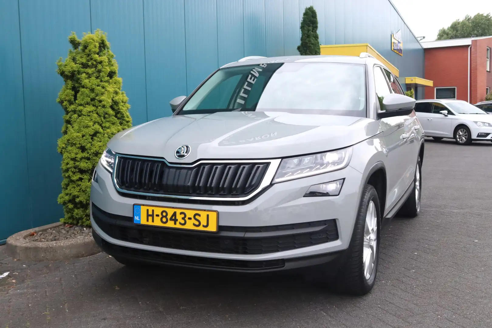 Skoda Kodiaq 1.5 TSI DSG AUT. Business Edition CARPLAY|NAV|TREK Grey - 2