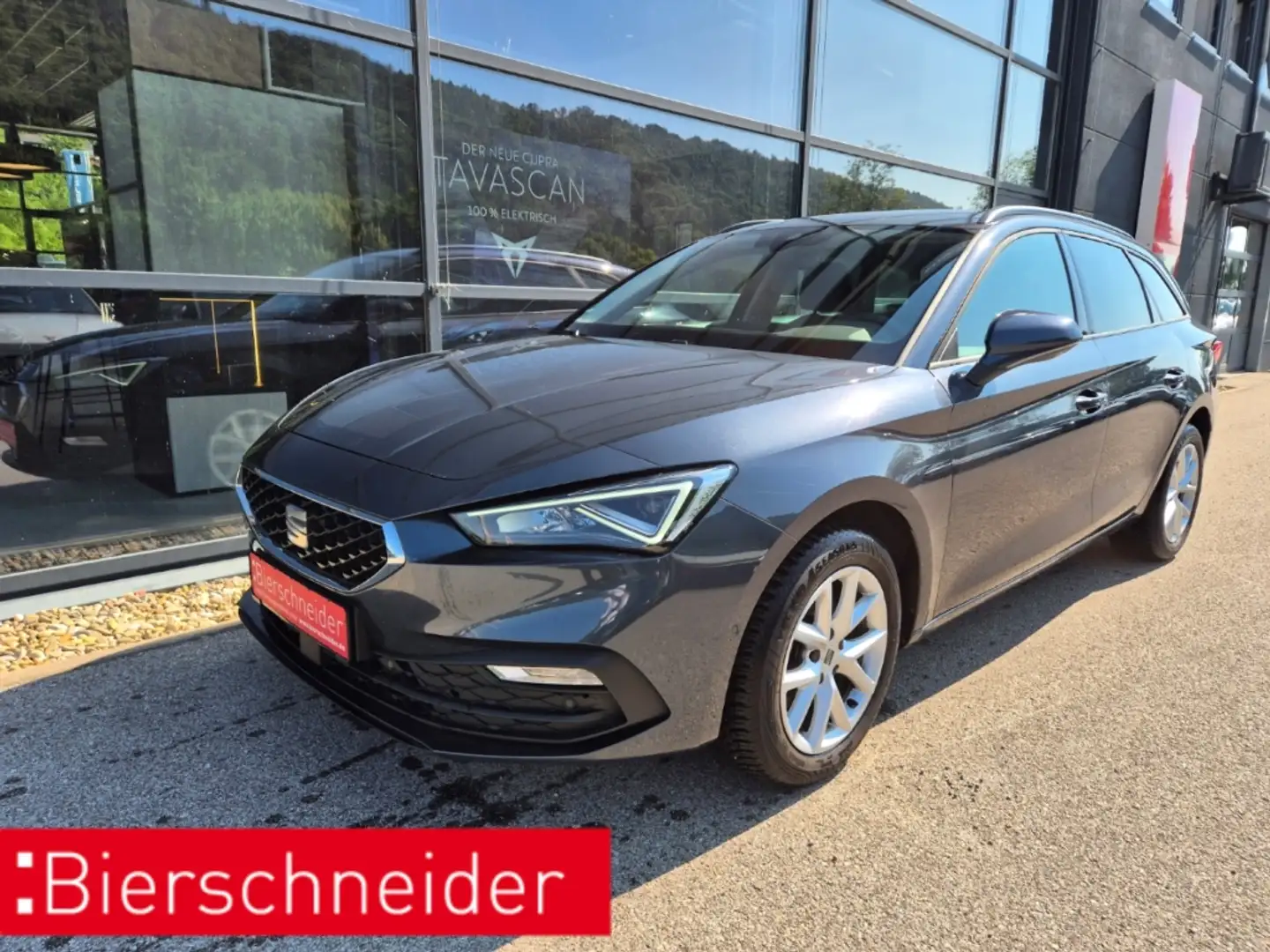 SEAT Leon Sportstourer 1.5 TSI DSG Style 5-J-GARANTIE LED KA Grau - 1