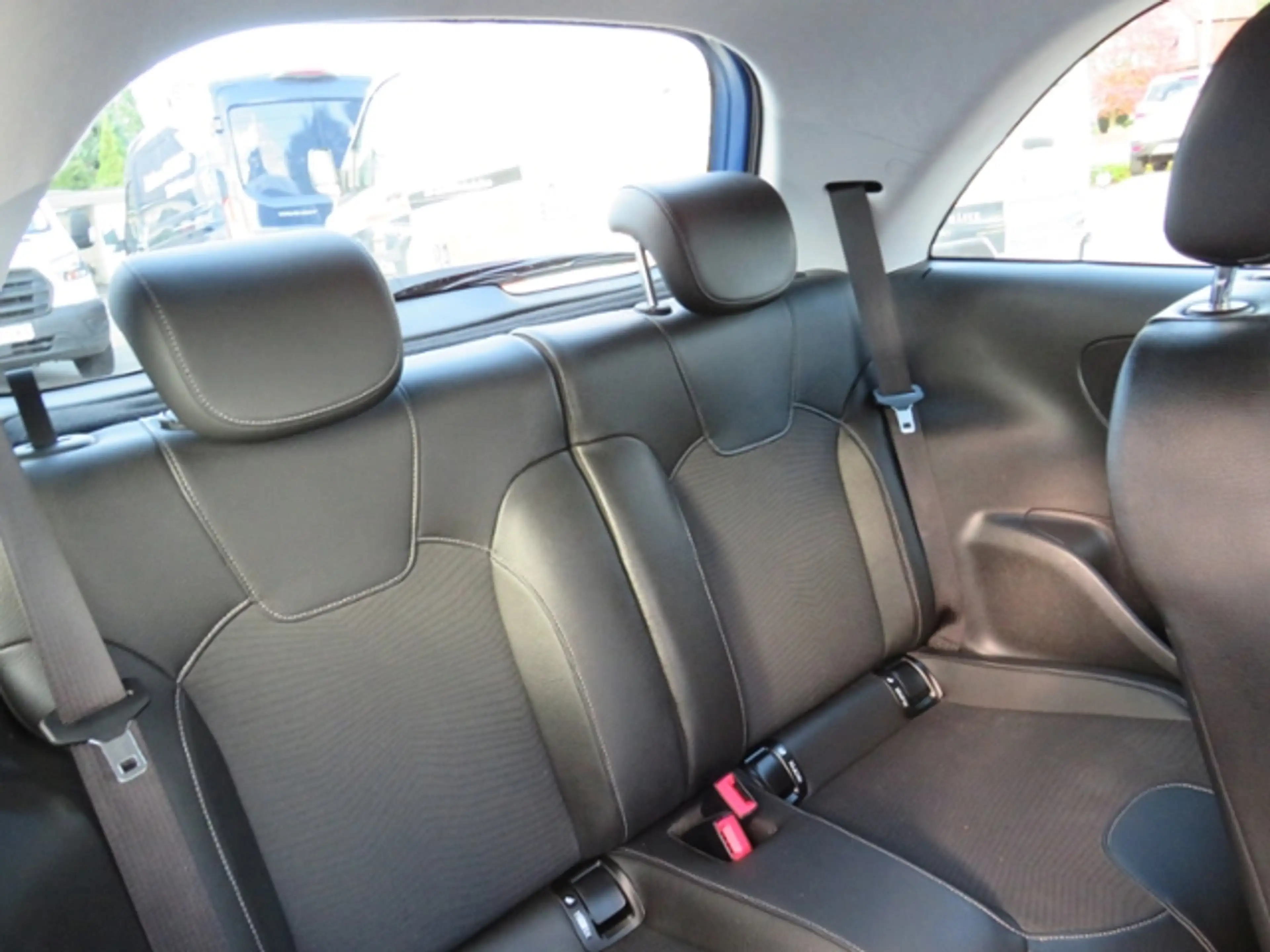 Opel Adam Jam Klima Alu — photo 11