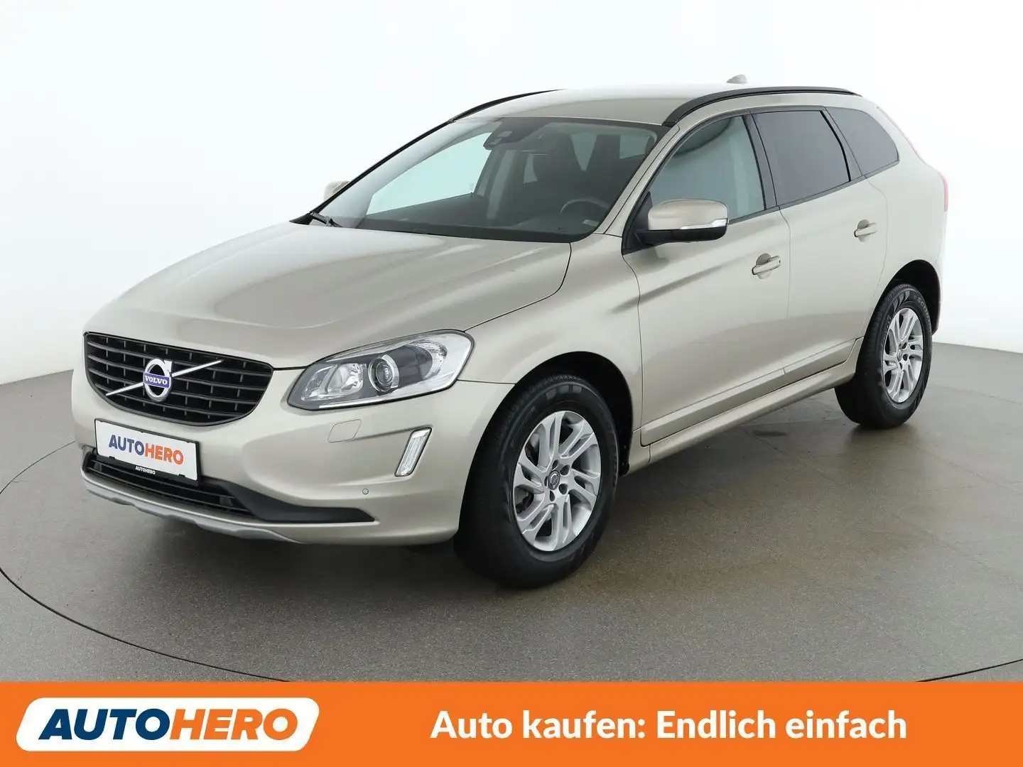 Volvo XC60 2.0 D3 Kinetic 2WD Braun - 1