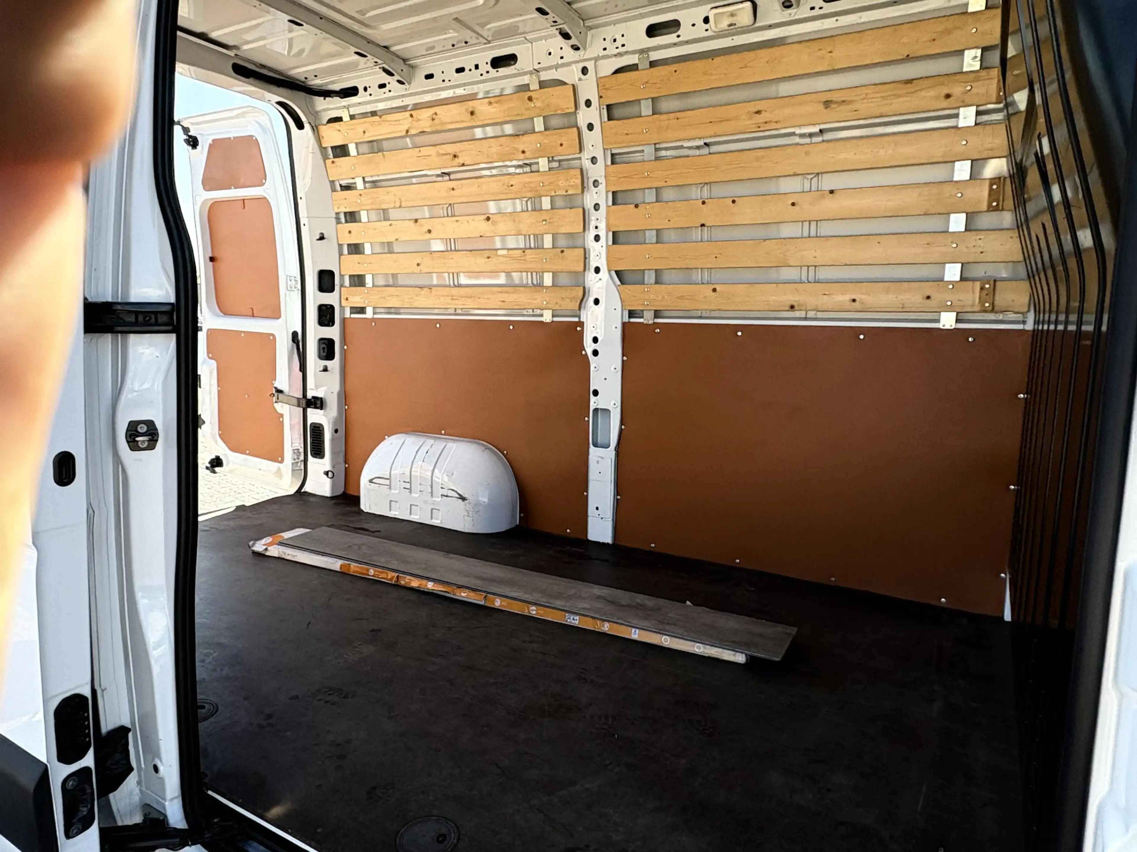 Renault Master T35 2.3 dCi L2H2 MARGE | NW APK | AC | CRUISE | CA — photo 4