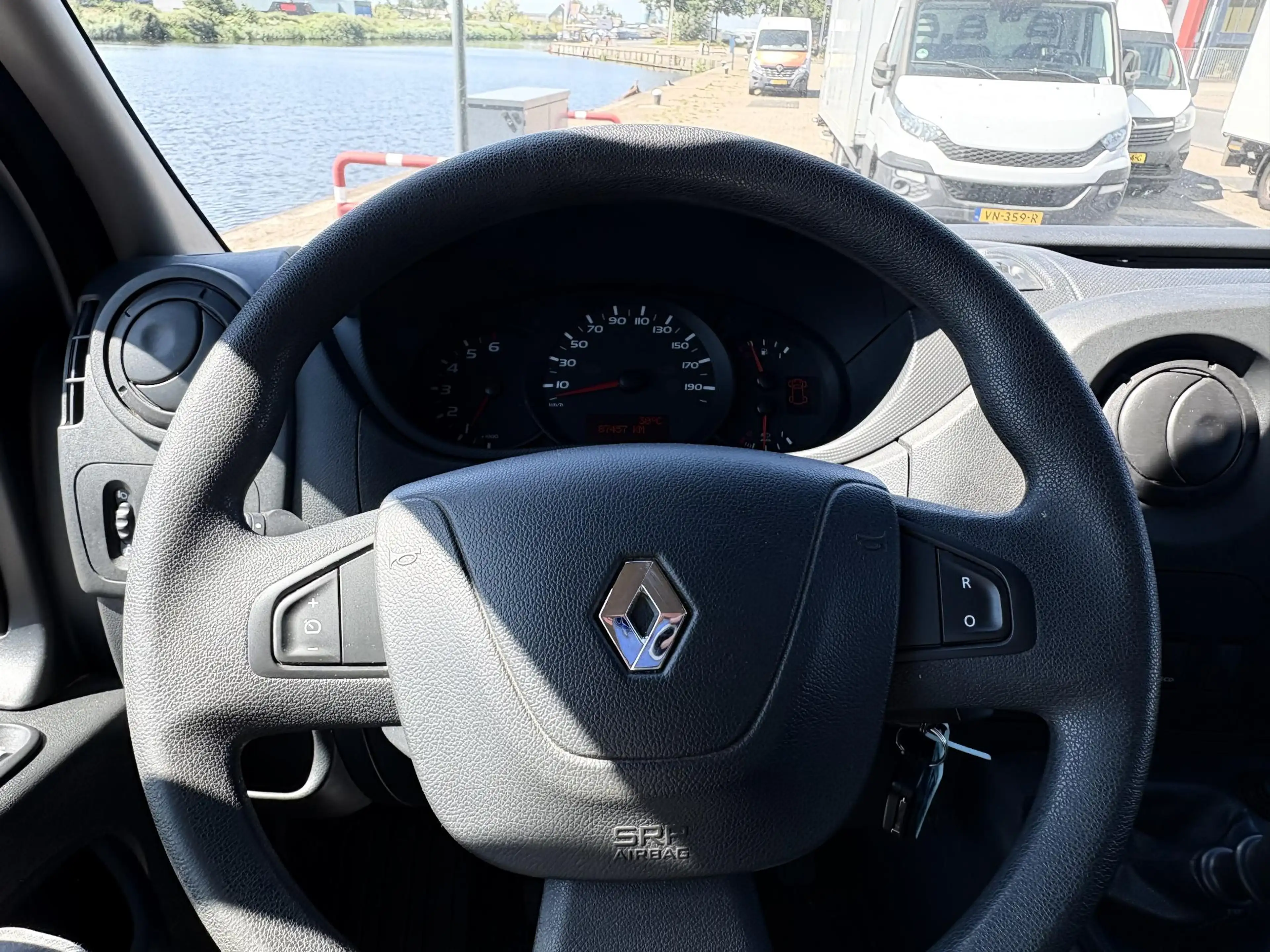 Renault Master T35 2.3 dCi L2H2 MARGE | NW APK | AC | CRUISE | CA — photo 13