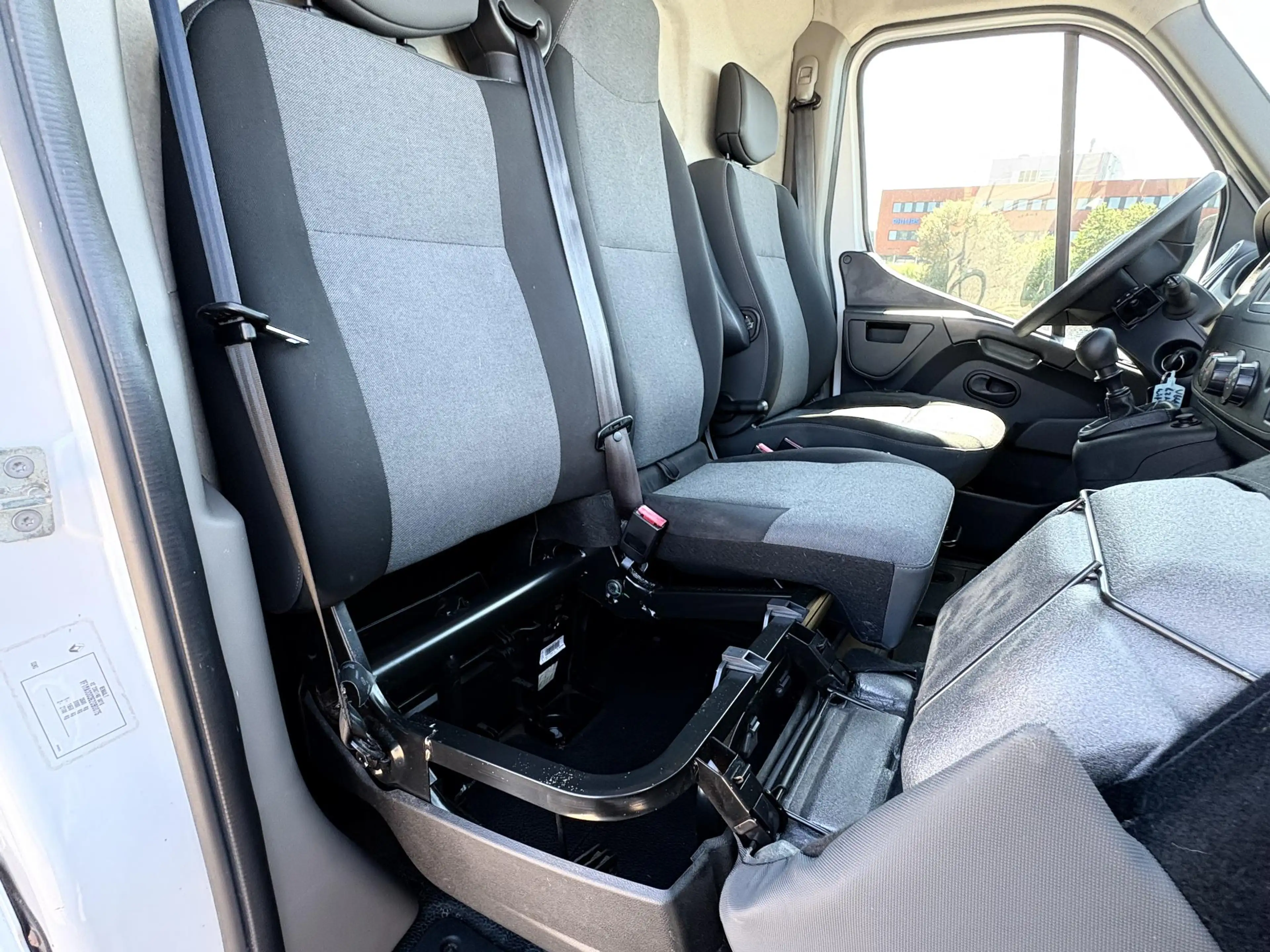 Renault Master T35 2.3 dCi L2H2 MARGE | NW APK | AC | CRUISE | CA — photo 6