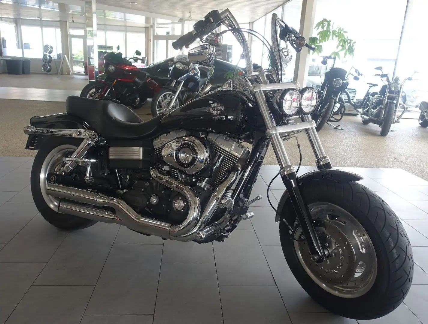 Harley-Davidson FXD F Dyna Fat Bob Twin Cam 96; 5HD, Ape, 98dB Black - 1
