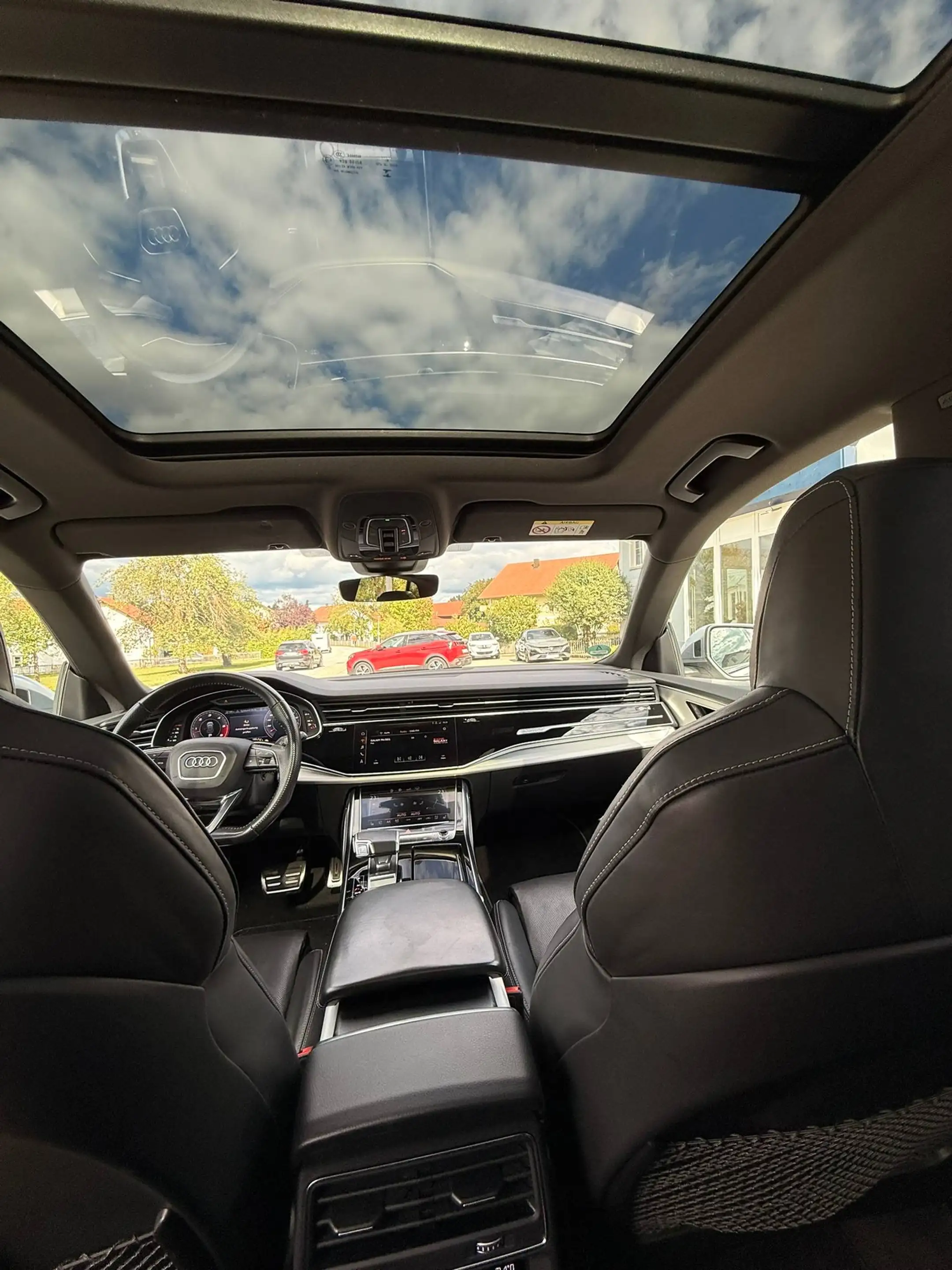 Audi SQ8 4.0 TDI quattro,AHK,Pano,360°,4xSzhg,Sitzklima,Leder,Navi, 8 fach — photo 20