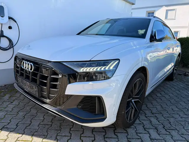 Audi SQ8 4.0 TDI quattro,AHK,Pano,360°,4xSzhg,Sitzklima,Leder,Navi, 8 fach