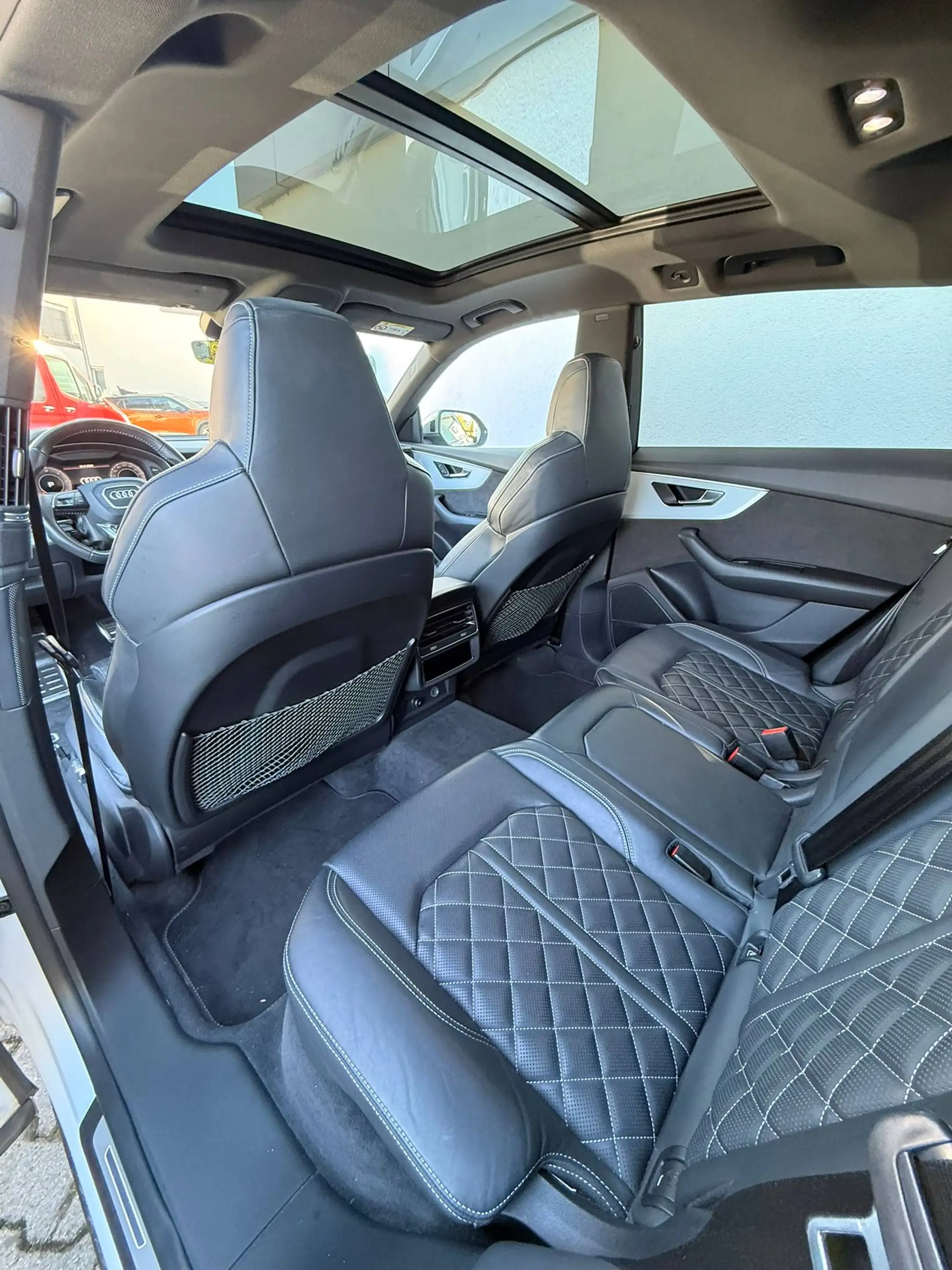 Audi SQ8 4.0 TDI quattro,AHK,Pano,360°,4xSzhg,Sitzklima,Leder,Navi, 8 fach — photo 23