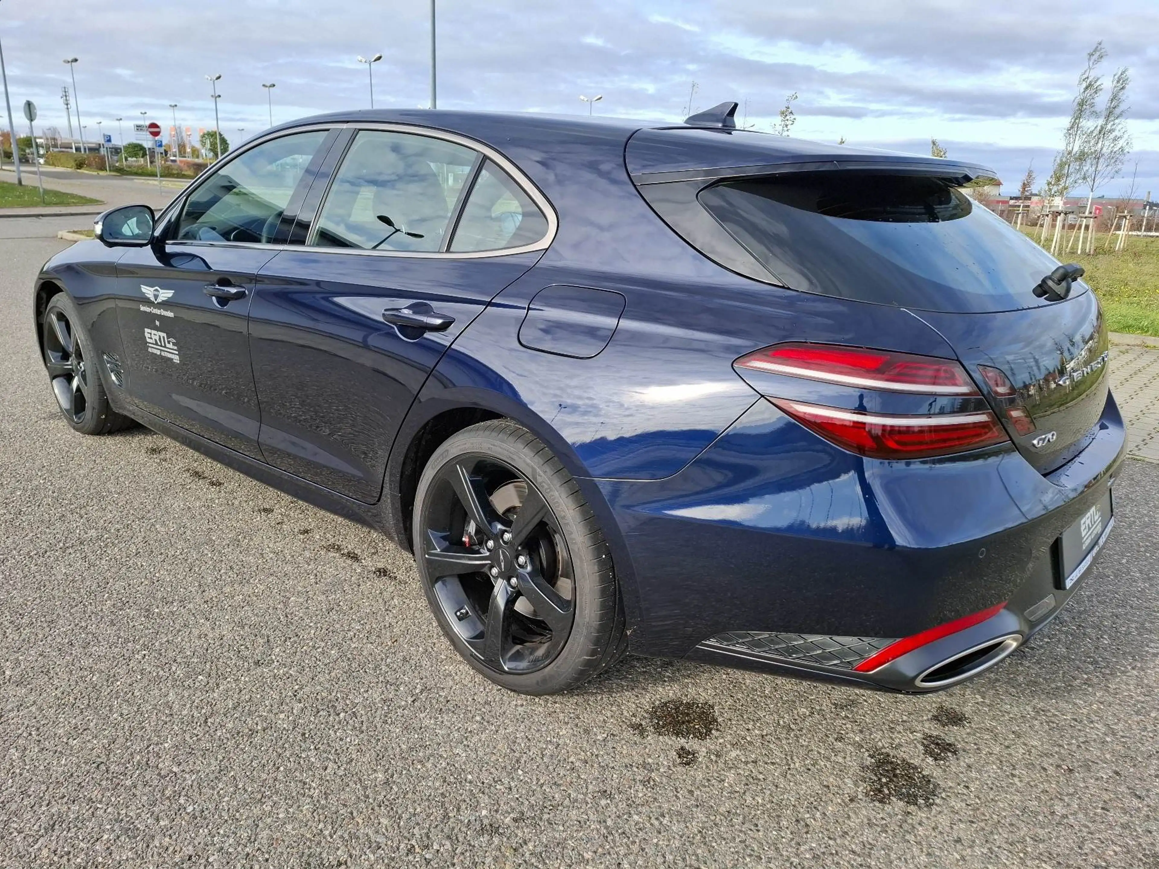 Genesis G70 GX8 Shooting Brake 2.0T AWD Sport — photo 6