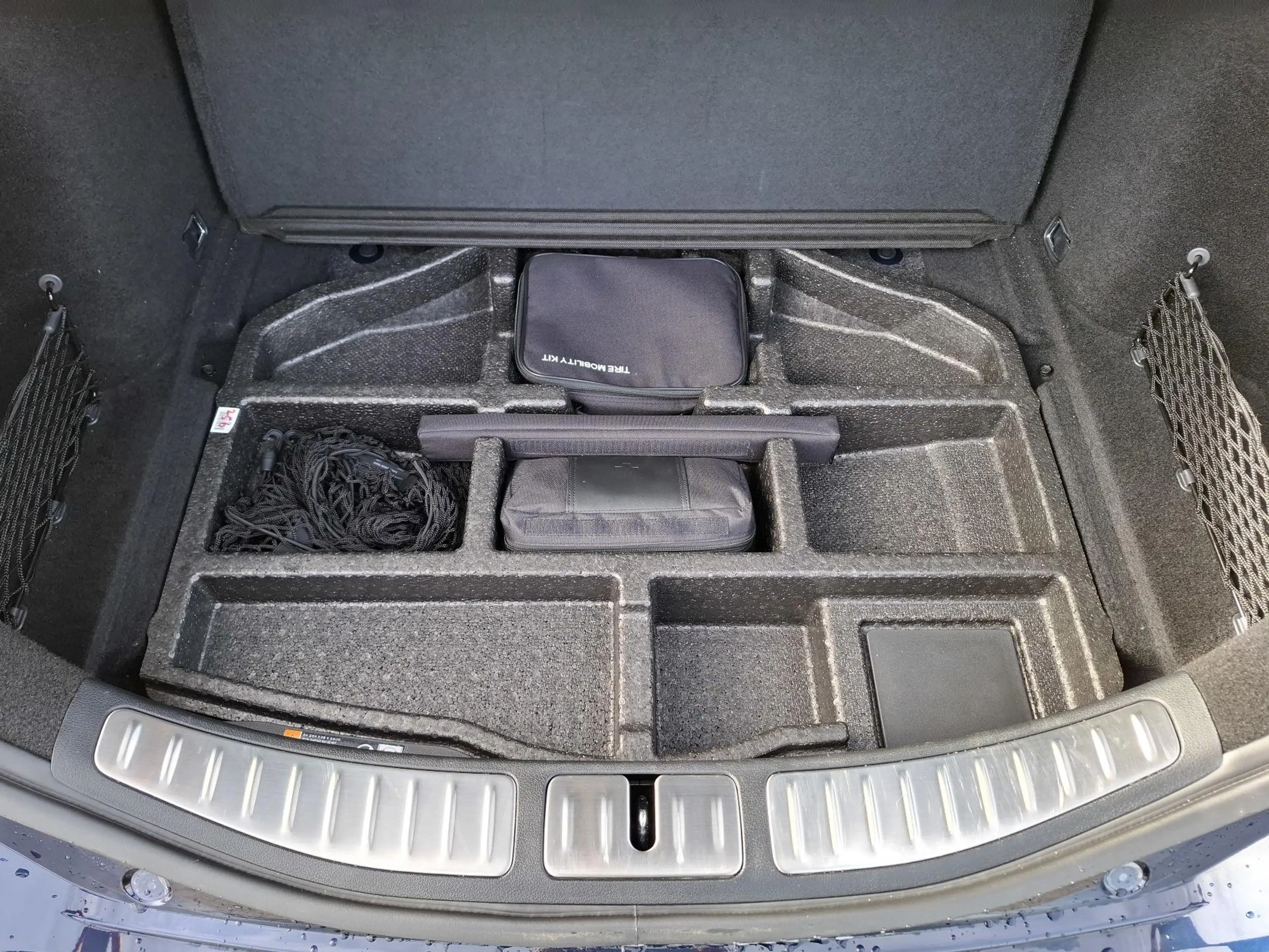 Genesis G70 GX8 Shooting Brake 2.0T AWD Sport — photo 10