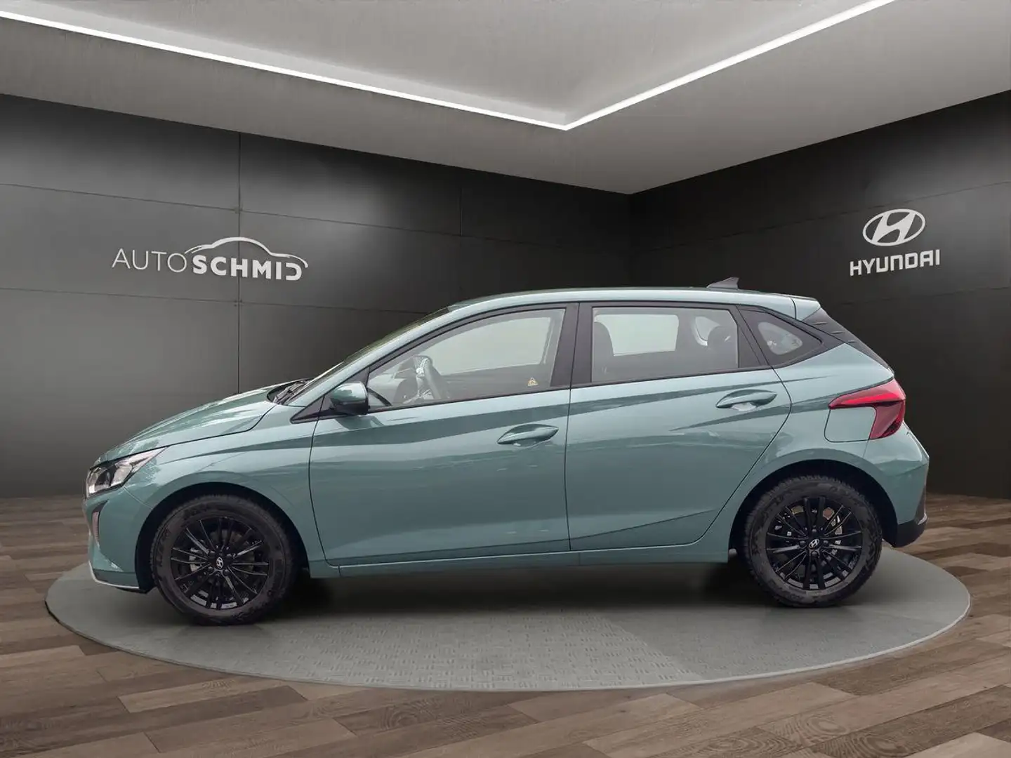 Hyundai i20 1.2 Select NAVI RFK APP-AUTO LFA LKA GRA Vert - 2