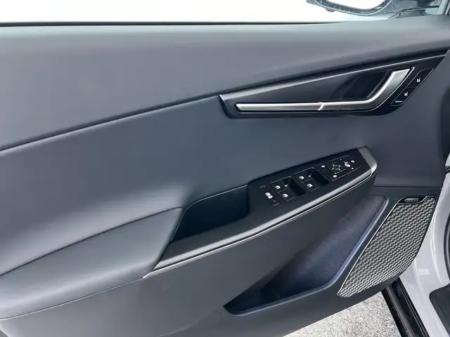 Kia Ev6 view 11