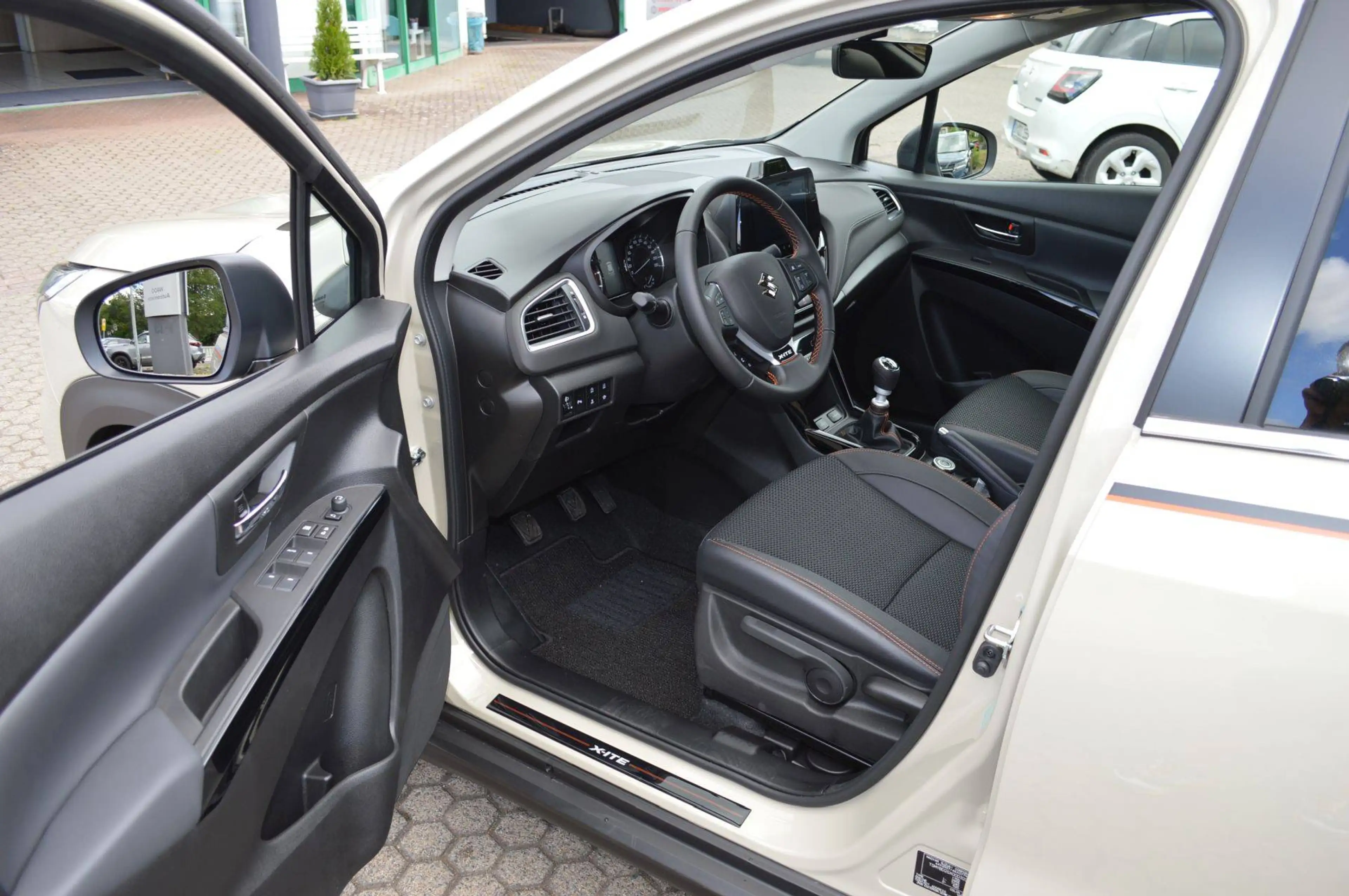Suzuki S-Cross S-Cross 1.4 Boosterjet Hybrid ALLGRIP Comfort+ SOMO "X-ITE" WRÄ* — photo 11