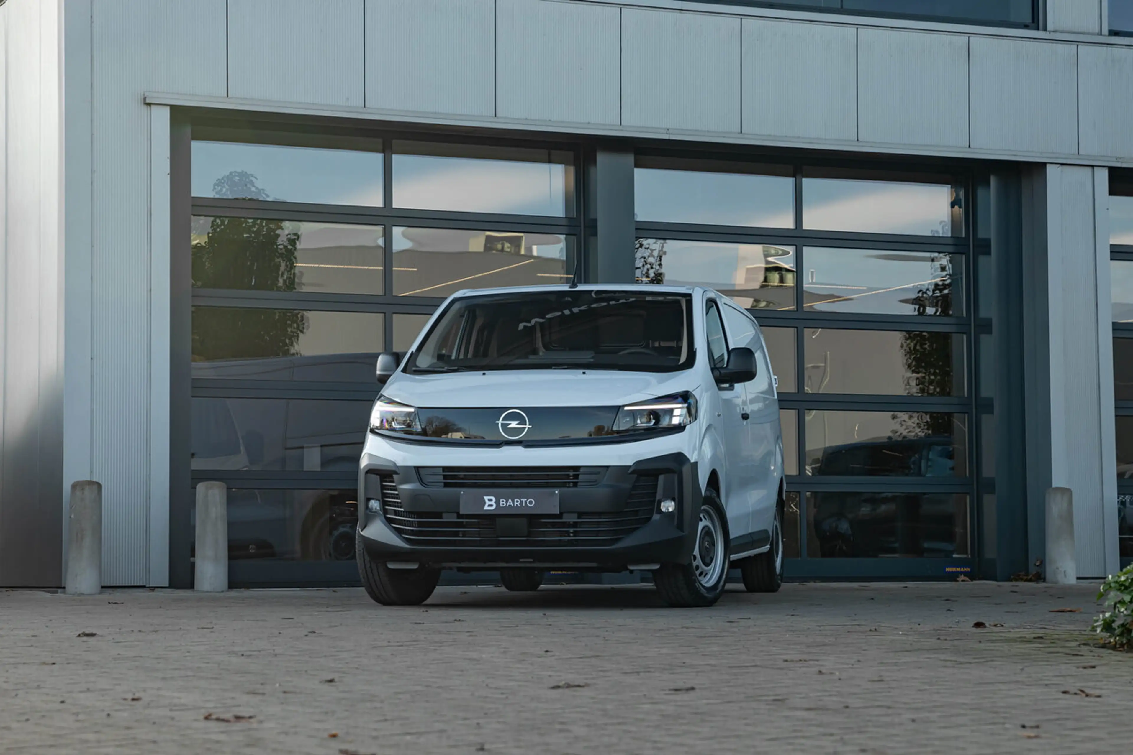Opel Vivaro L2 | 136 PK | 75 kWh | Camera | Dodehoekdet. | ...