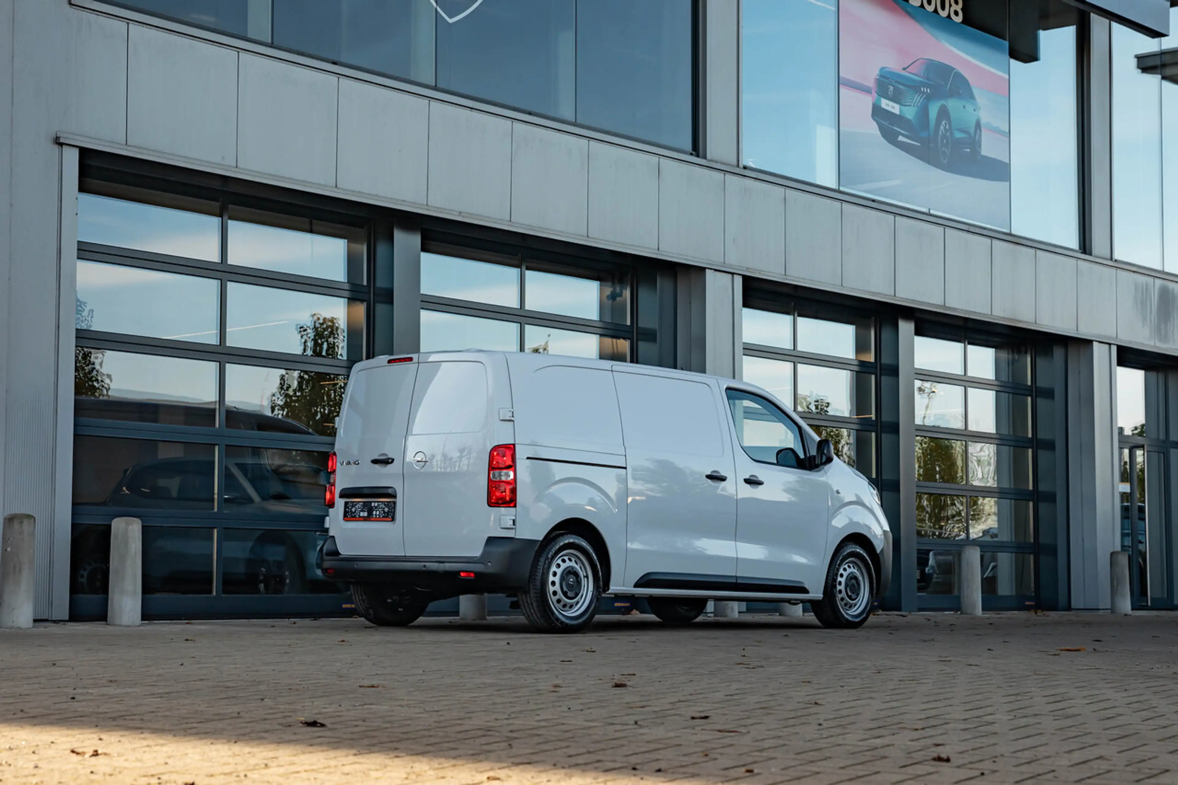 Opel Vivaro L2 | 136 PK | 75 kWh | Camera | Dodehoekdet. | ... — photo 6