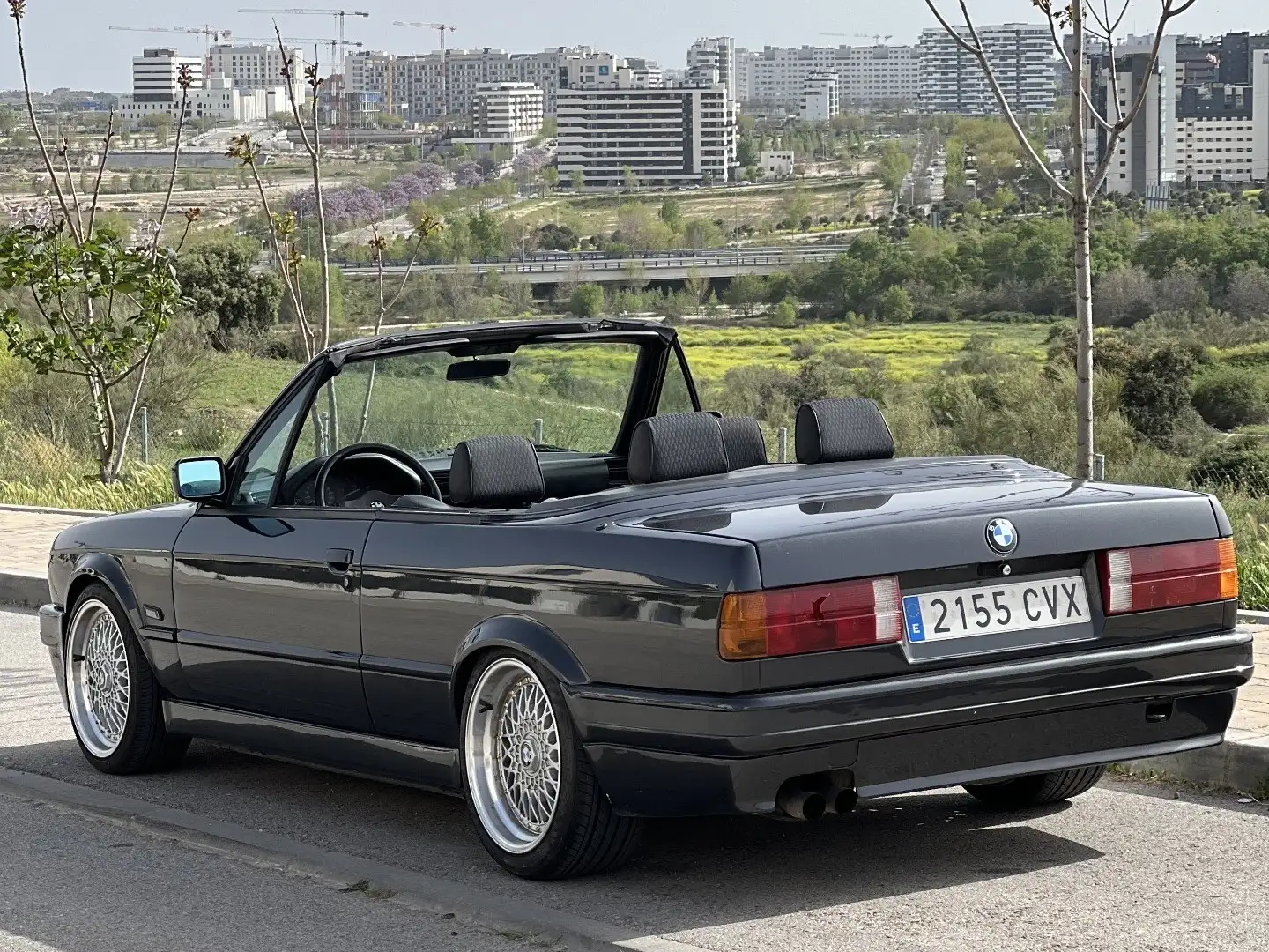 BMW 325 325i cabrio Czarny - 2