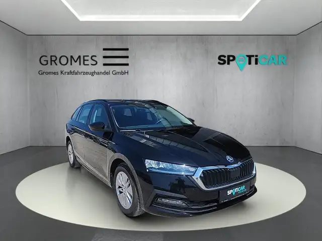 Skoda Octavia main image