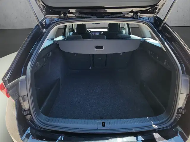 Skoda Octavia view 7