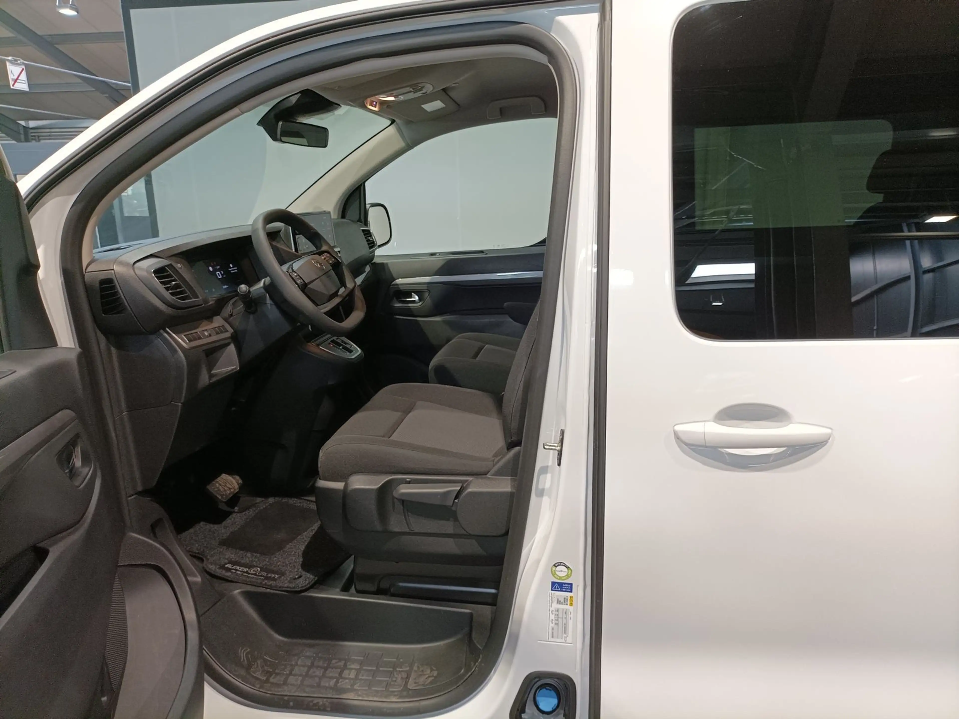 Citroen Spacetourer Spacetourer 2.0 BlueHDi Plus M|LED|PDC|AHK — photo 8