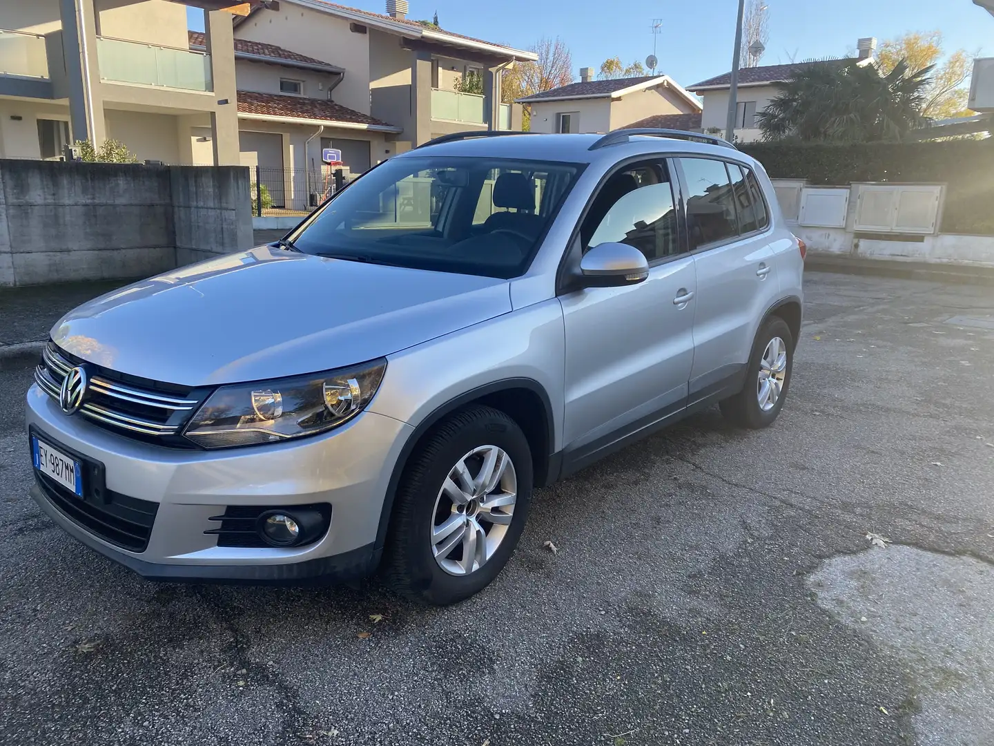 Volkswagen Tiguan Tiguan I 2011 1.4 tsi bm Cross 122cv Plateado - 1