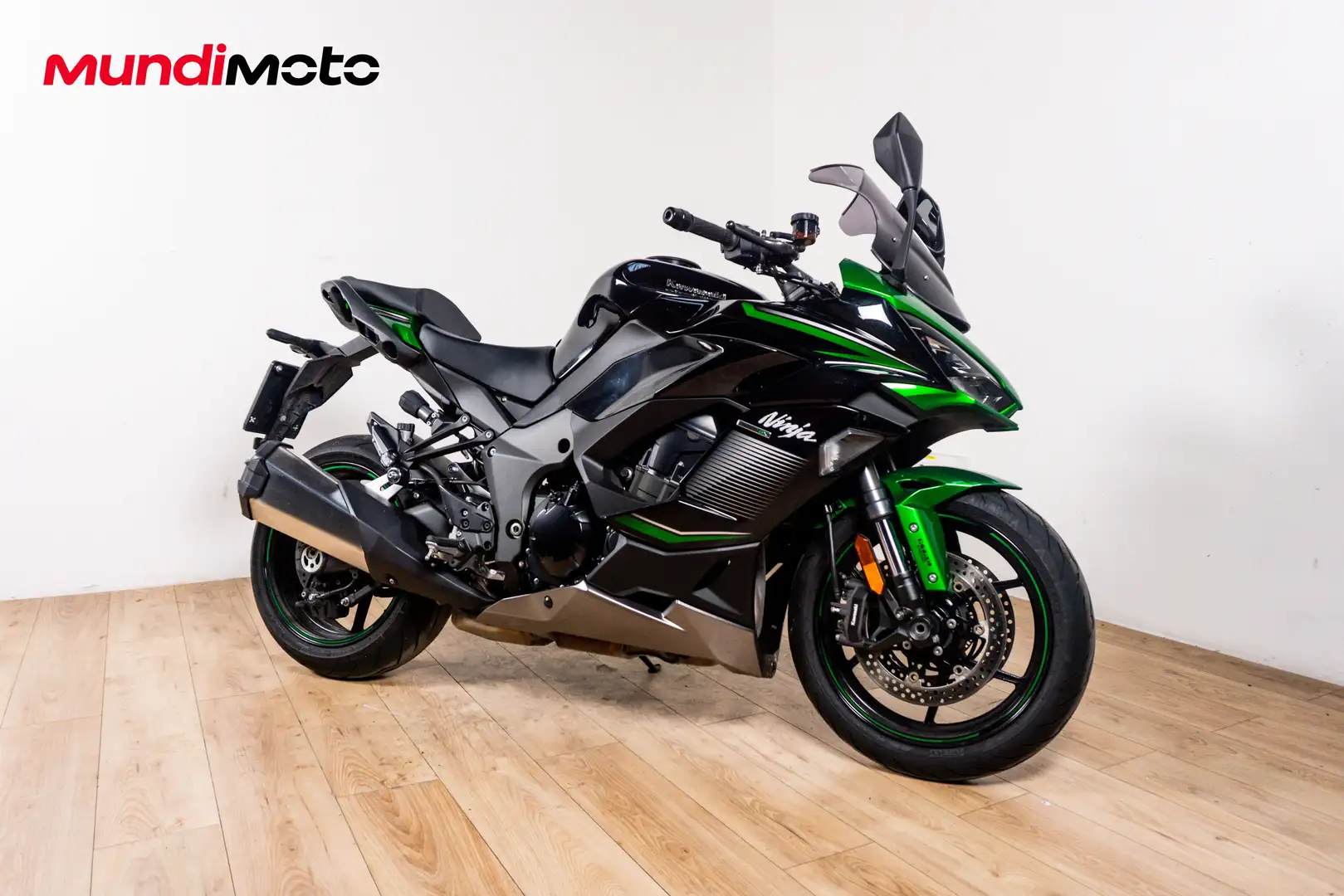 Kawasaki Ninja 1000SX - 2