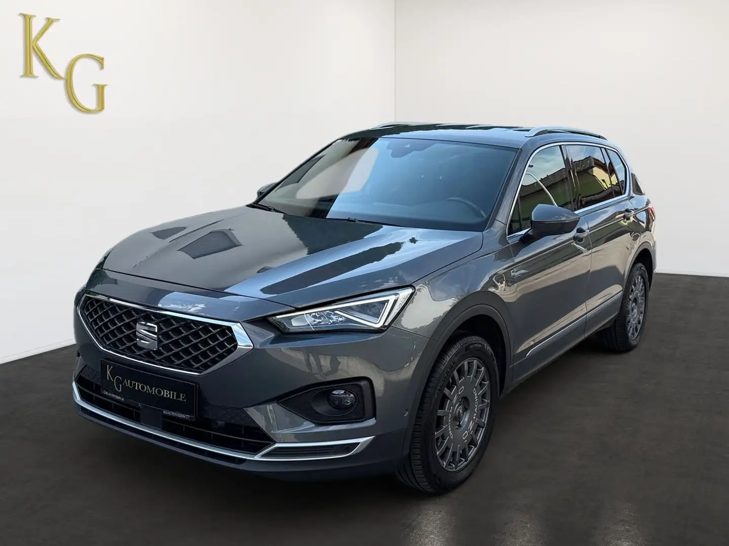 SEAT Tarraco 2,0 TDI Xcellence DSG 4Drive ab ca. 269€ monatlich Grau - 2