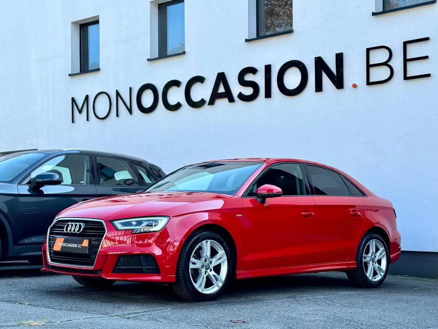 Audi A3 S-LINE PHARES LED CUIR GPS CAPTEURS SIEGES CHAUFF. Rouge - 1