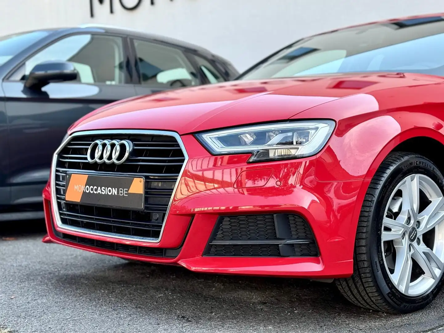 Audi A3 S-LINE PHARES LED CUIR GPS CAPTEURS SIEGES CHAUFF. Rouge - 2