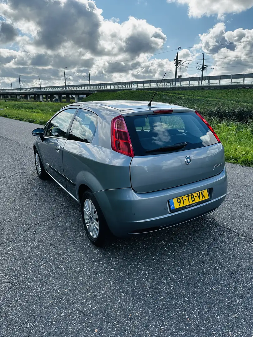 Fiat Punto 1.4-16V Sport Szürke - 2